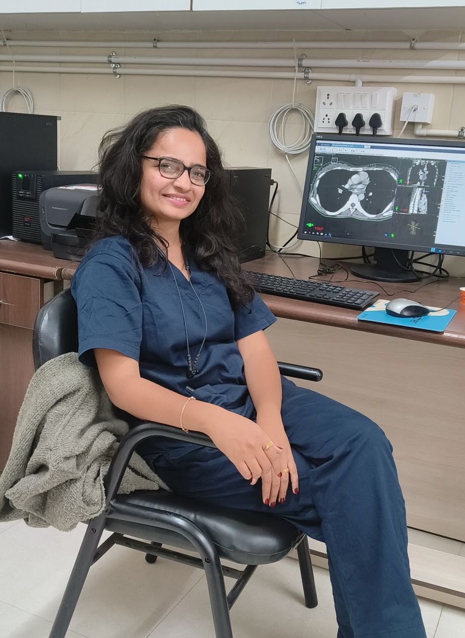 Dr Vidhi Vaghasiya reviewing radiotherapy planning scan